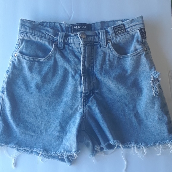 versace jeans short